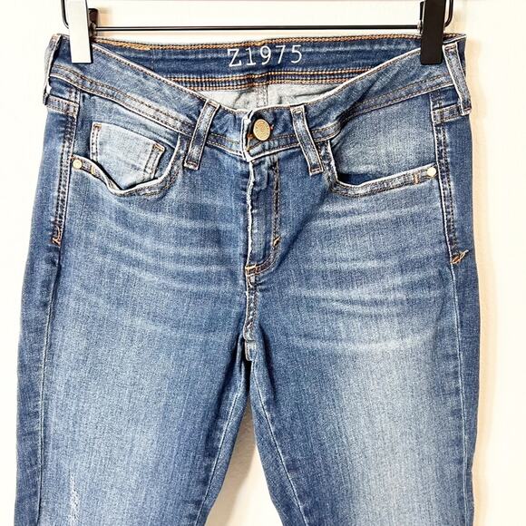 Zara Basic Women Blue Distressed Denim Size 6 - Picture 3 of 4